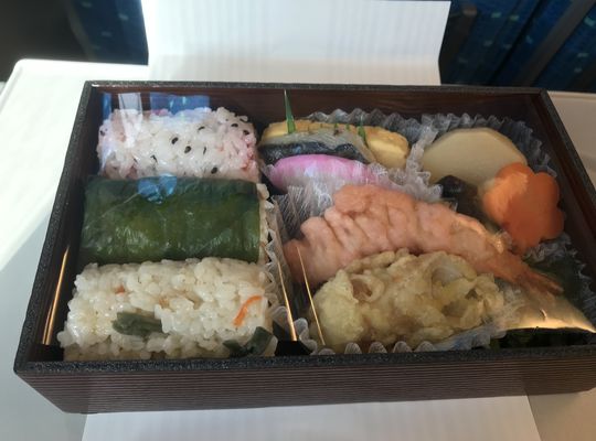京都駅限定　京田舎弁当