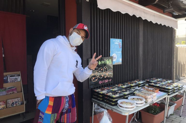 お弁当販売の様子